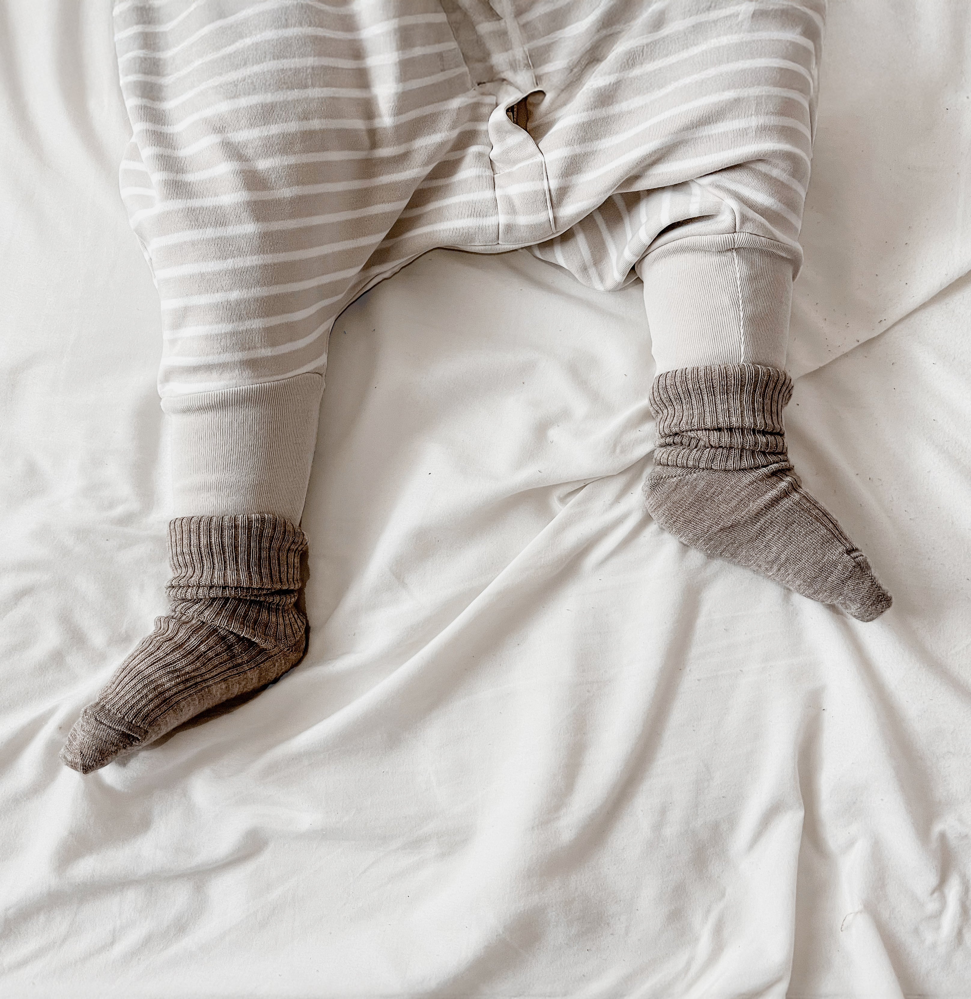 4 Season® Baby Sleep Bag with Feet, Merino Wool & Organic Cotton, Birch Gray - Image 5