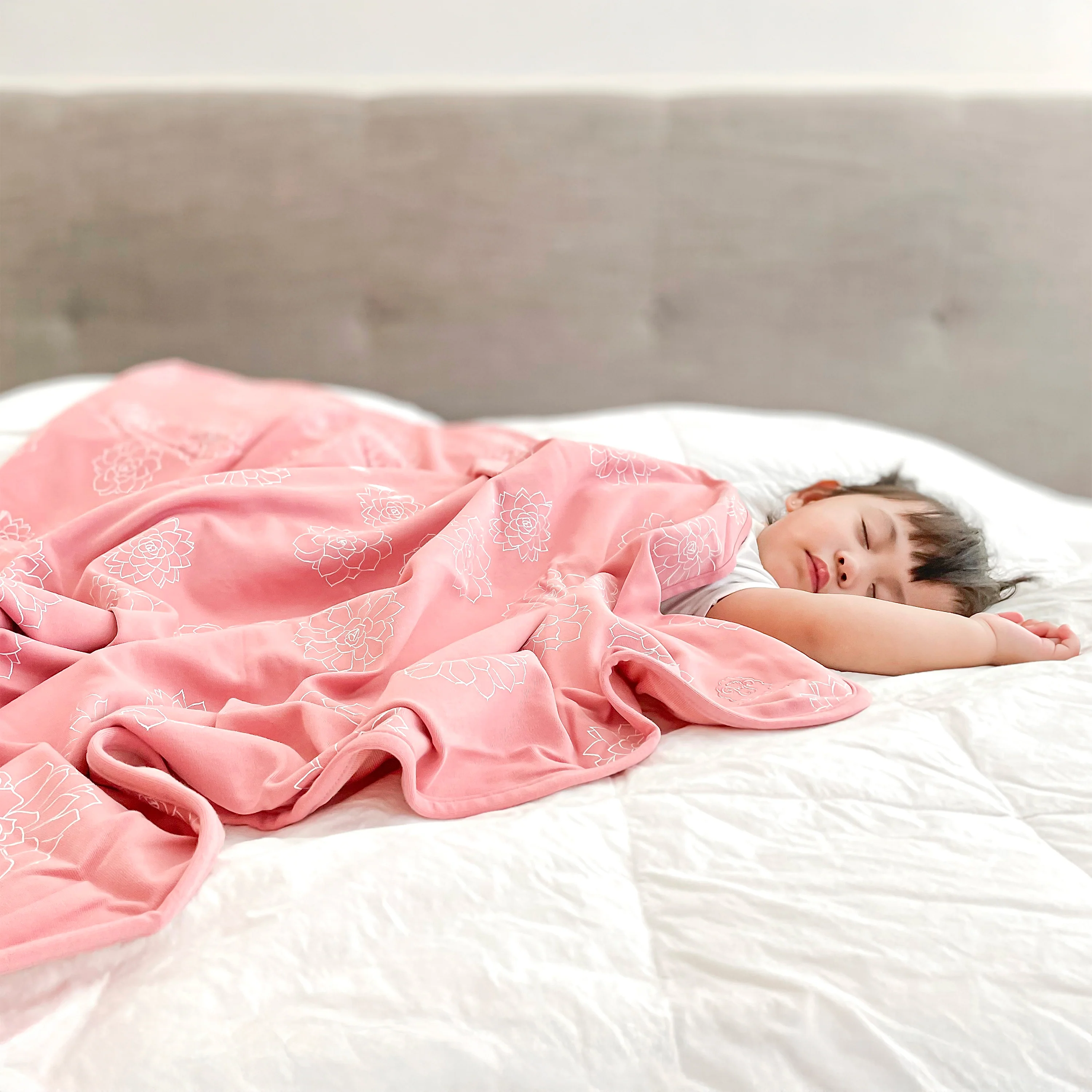 4 Season® Stroller Merino Wool & Organic Cotton Baby Blanket, 40" x 31.5", Succulent - Image 5