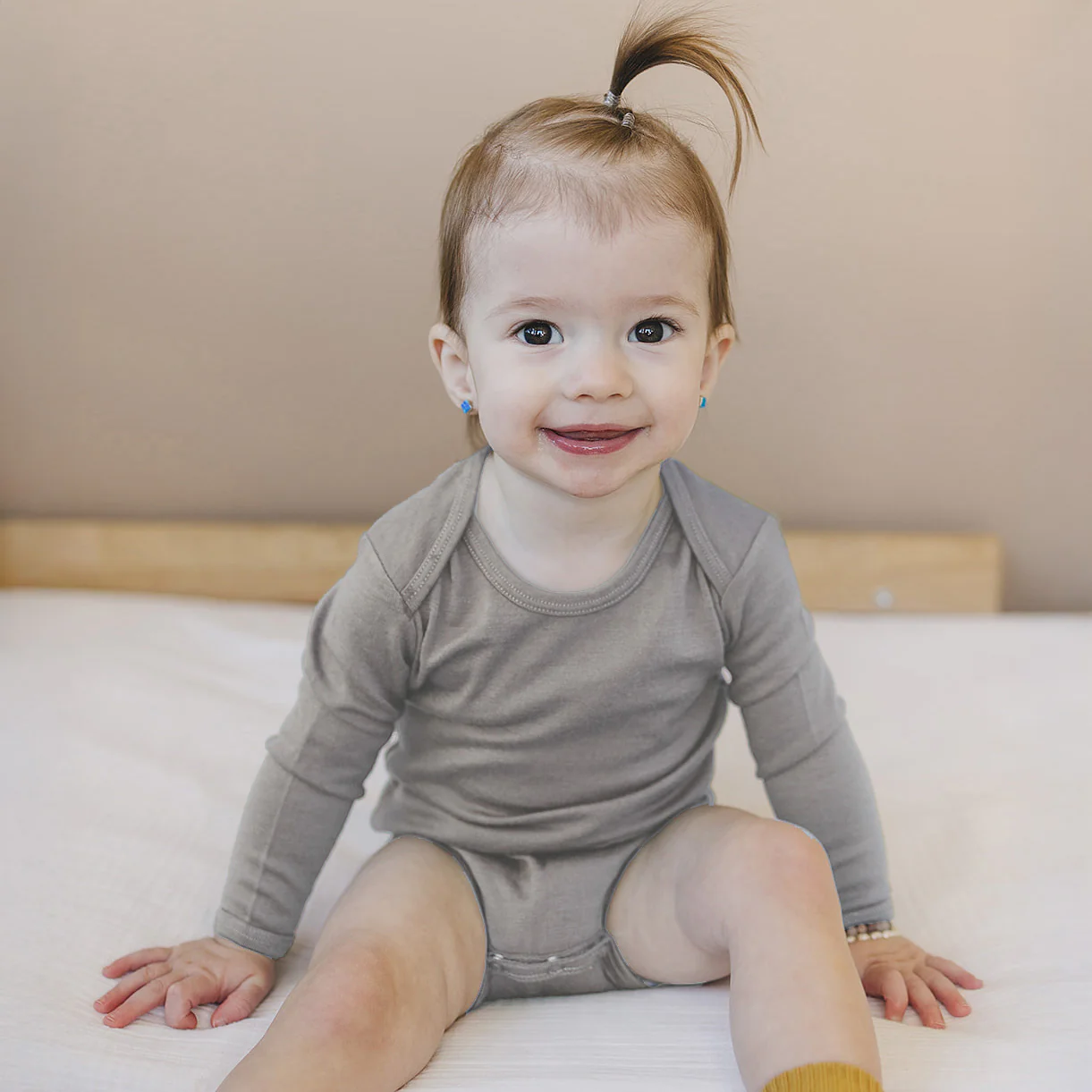 Baby Bodysuit, Long Sleeve, Merino Wool, Dove - Image 3