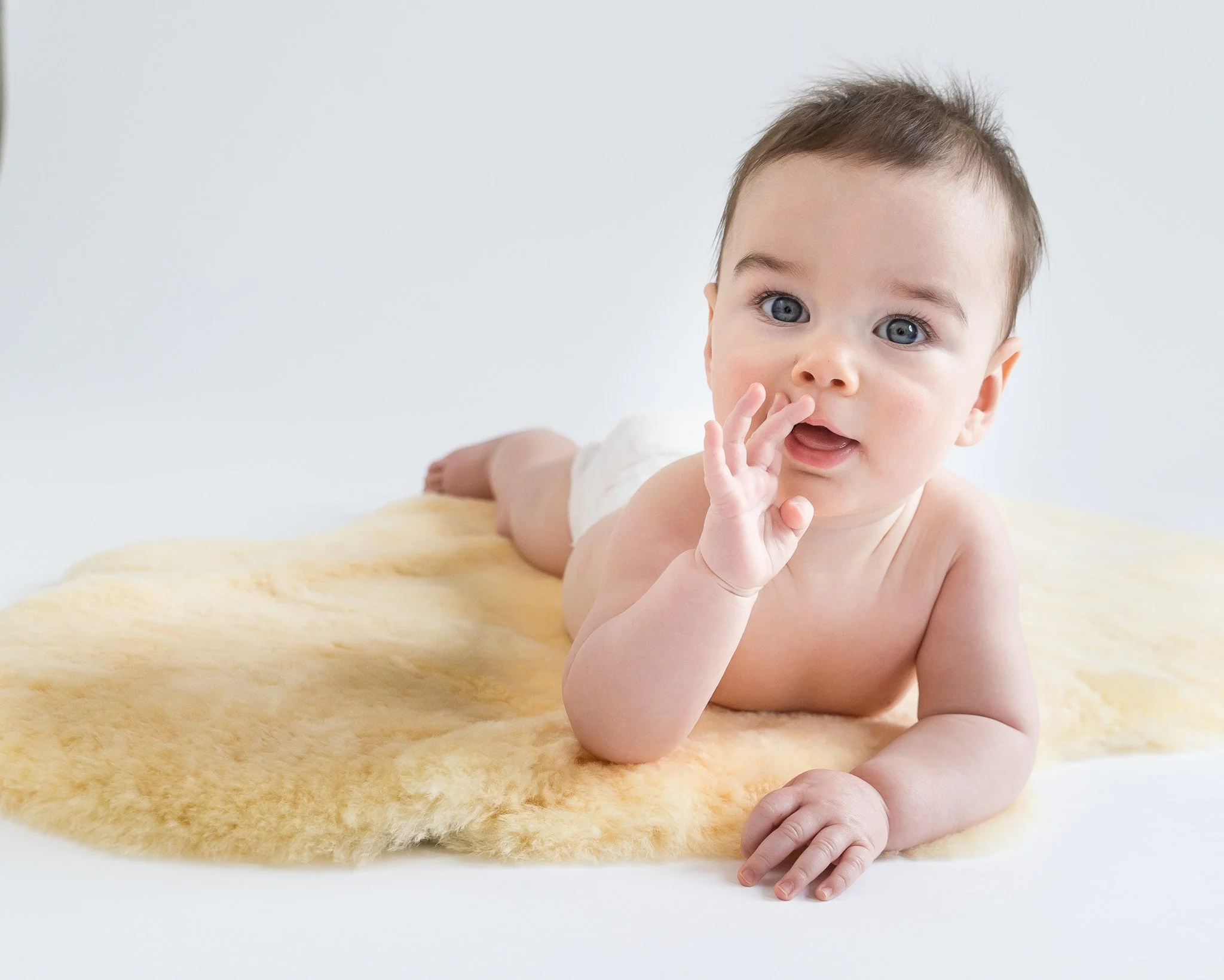 Sheepskin Rug for Babies, 100% Natural, Shorn Lambskin Wool, 2 x 3 Feet, Flax - Image 3