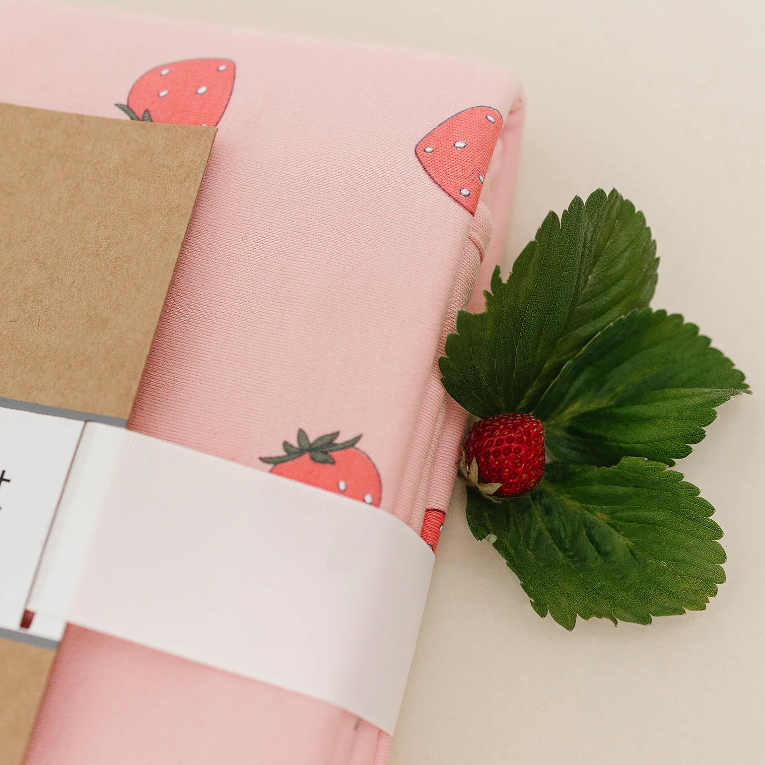Toddler Blanket, 4 Season® Merino Wool & Organic Cotton Blanket, 52.5" x 40", Strawberry - Image 9